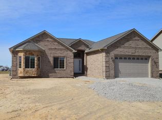 15567 Orchard Meadows Dr, Monroe, MI 48161