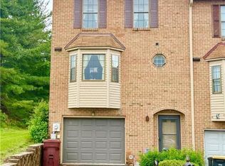 2027 Orchard Dr, Whitehall, PA 18052