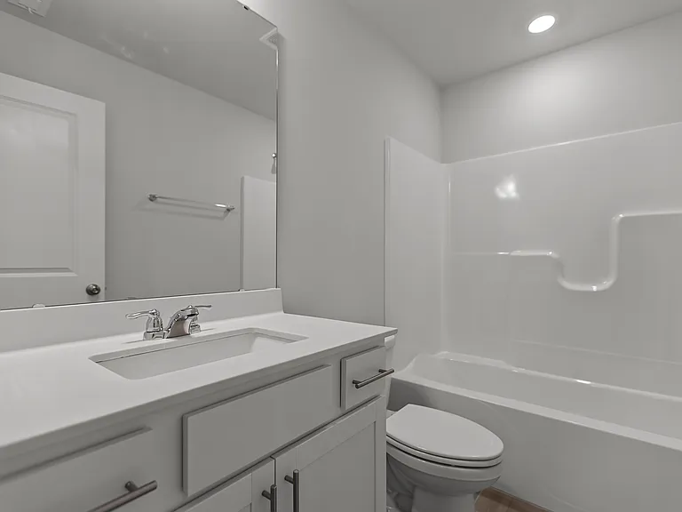 5860 Woodlawn Dr — Photo 11