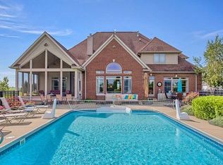 1206 E County Road 800n, Tuscola, IL 61953