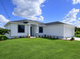 211 NW 25th Avenue, Cape Coral, FL 33993