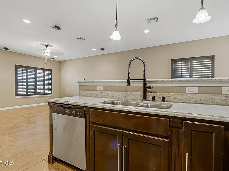 14208 Poets Rock Ln — Photo 16