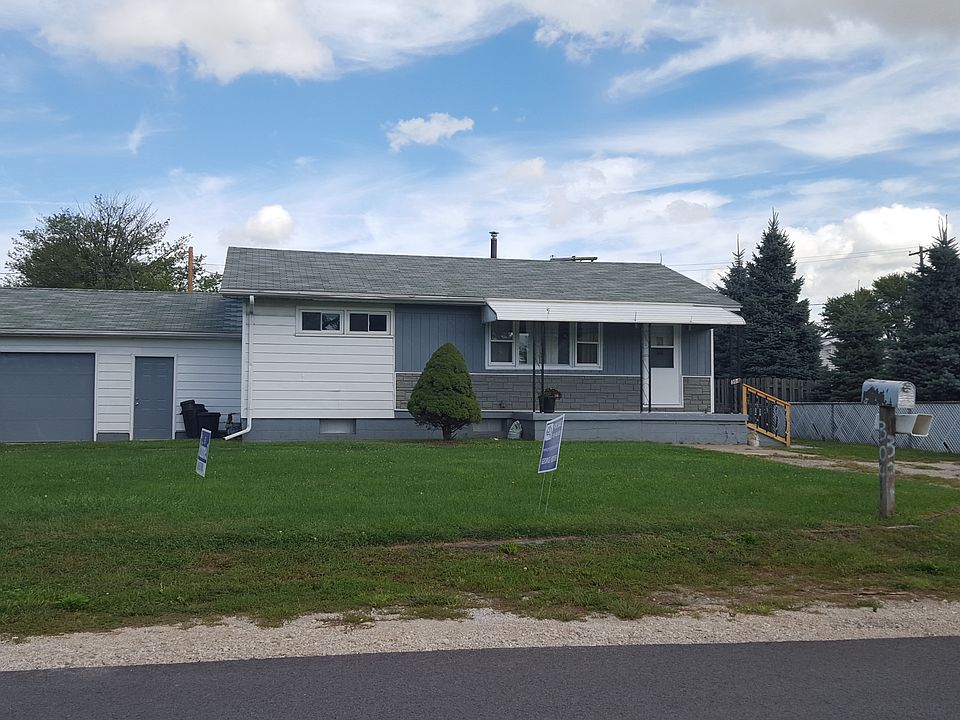 1st image of 304 Farnstead Dr