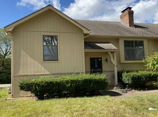 11310 Calico Dr, Kansas City, MO 64137