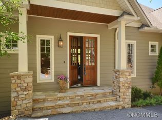 48 Sugar Maple Dr, Mills River, NC 28759