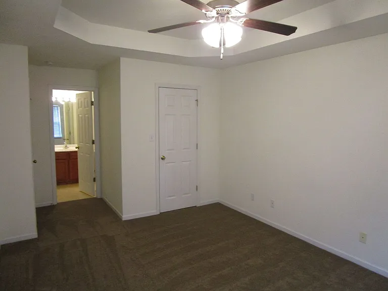 5000-5002 Carrie Ridge Dr. — Photo 19