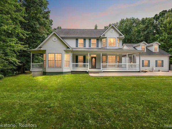 55520 Katie, New Hudson, MI 48165