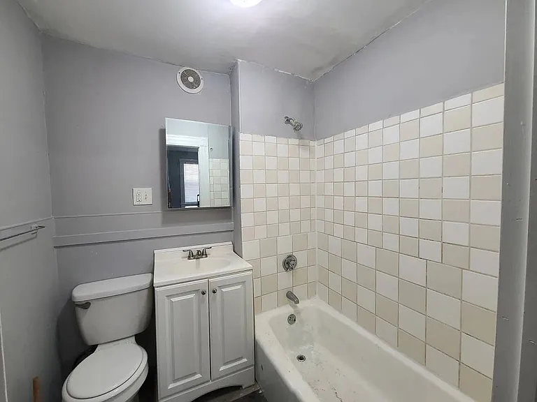 182-184 Washington St #3S — Photo 6