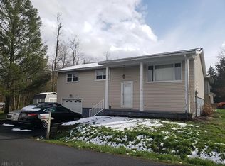 541 E 8th St, Bellwood, PA 16617