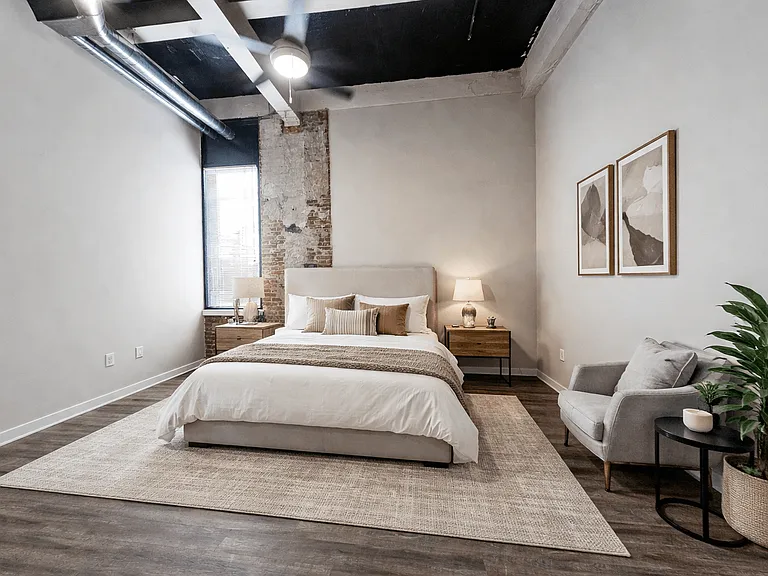 Lofts at Narrow — Photo 12