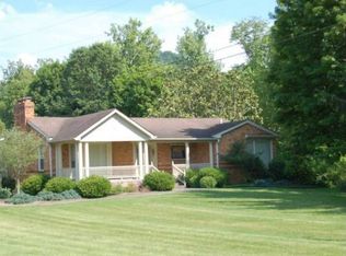 42 Geneva Ave, Irvine, KY 40336