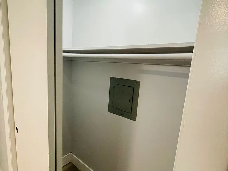 153 W Boylston St — Photo 10