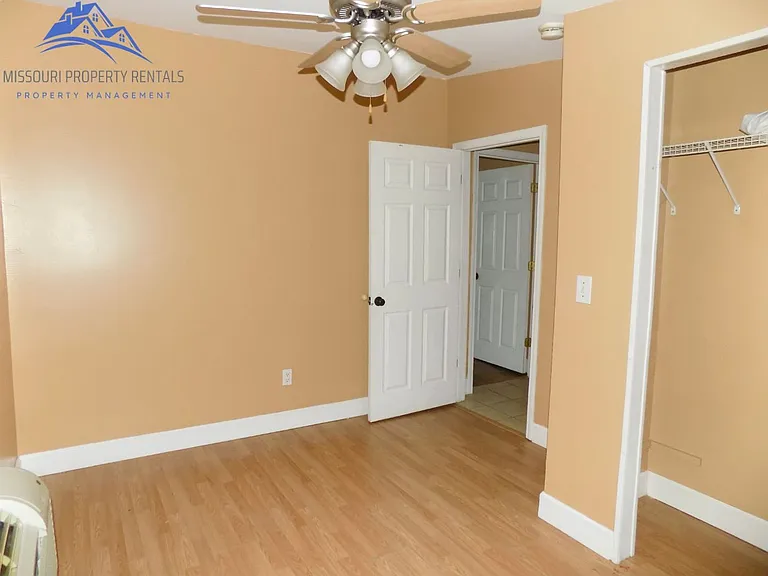 418 W Maddux St — Photo 8