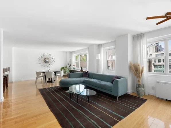 101 West 12th Street image 1 of 16