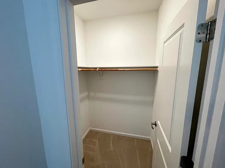 3931 Meridian St — Photo 11