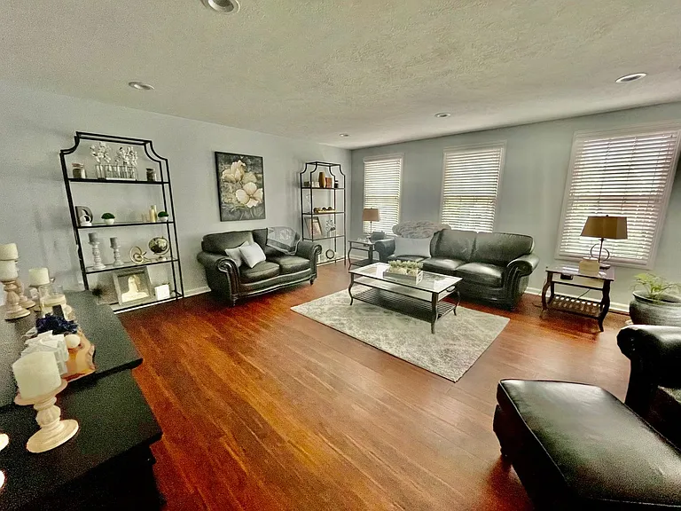 307 Marshall Heights Dr — Photo 5