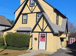 2437 Linden Dr, Havertown, PA 19083