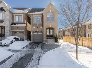 25 Christine Elliott Ave, Whitby, ON L1P0B8