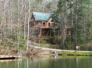 962 Watkins Field Rd, Clayton, GA 30525