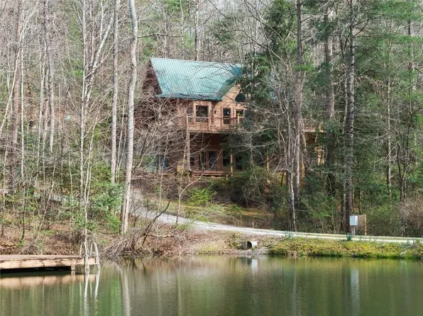 962 Watkins Field Rd, Clayton, GA 30525