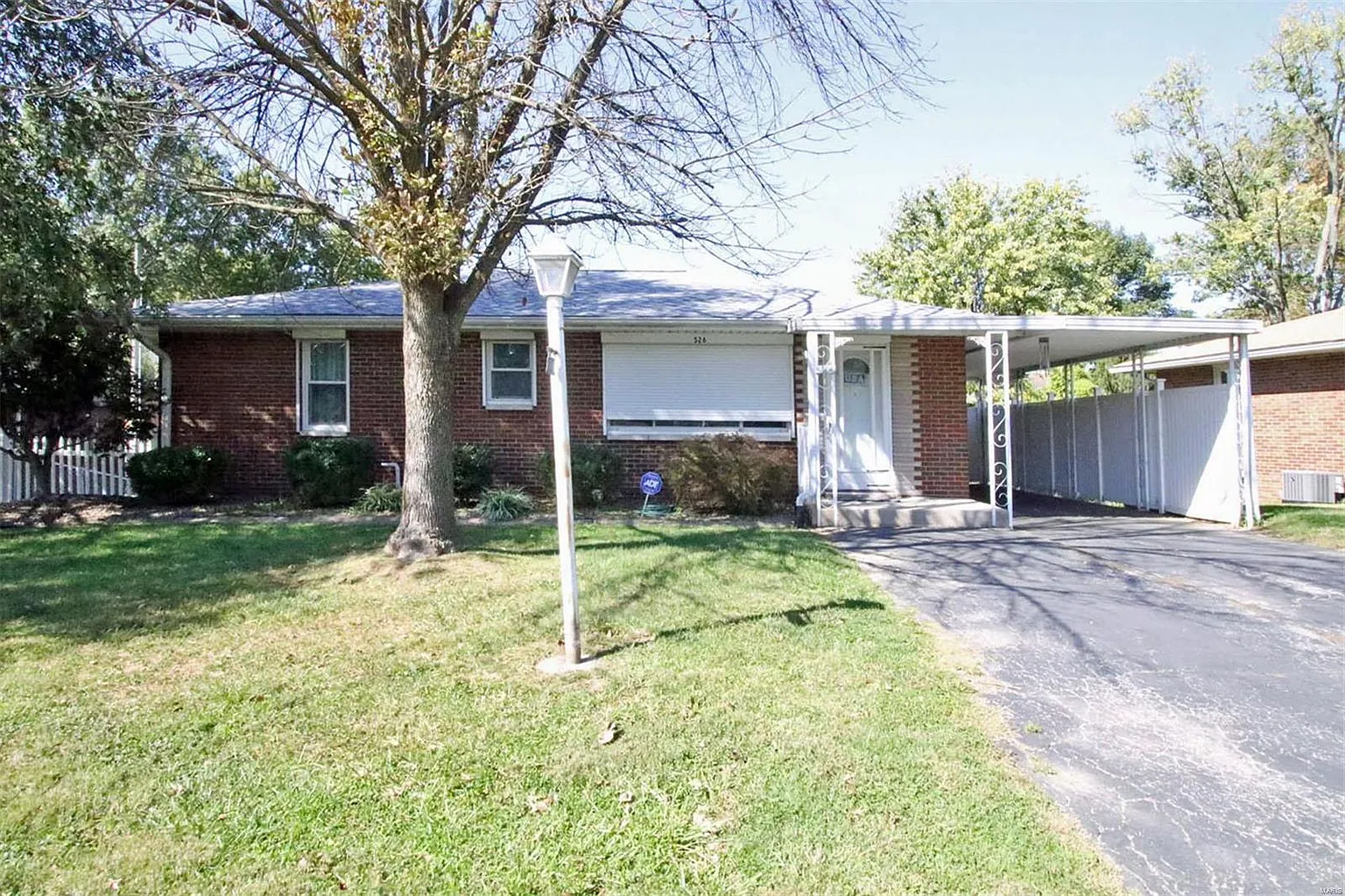 526 Nevada Ave photo 1