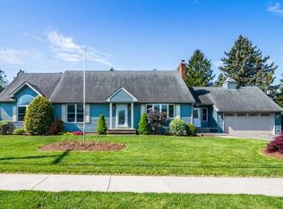 208 5th Ave, Hackettstown, NJ 07840