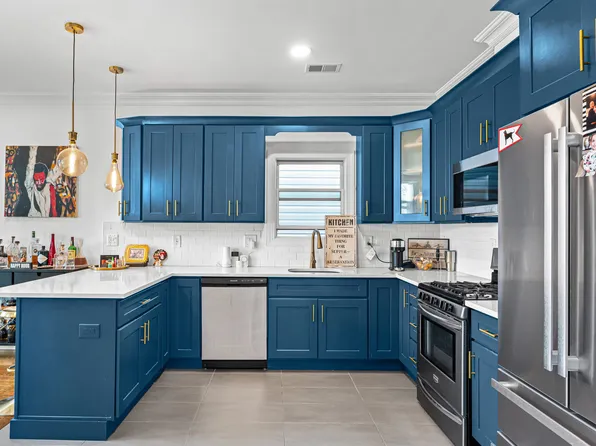 193 Halladay Street image 7 of 49