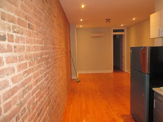 Rented by The Hamilton Group | media 19