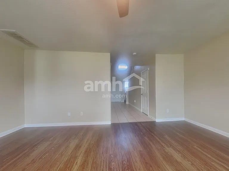 501 Hidden Dale Dr — Photo 6