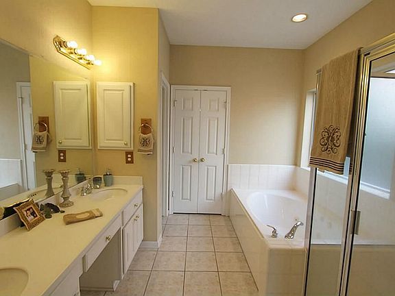 3rd image of 3603 Double Lake Dr