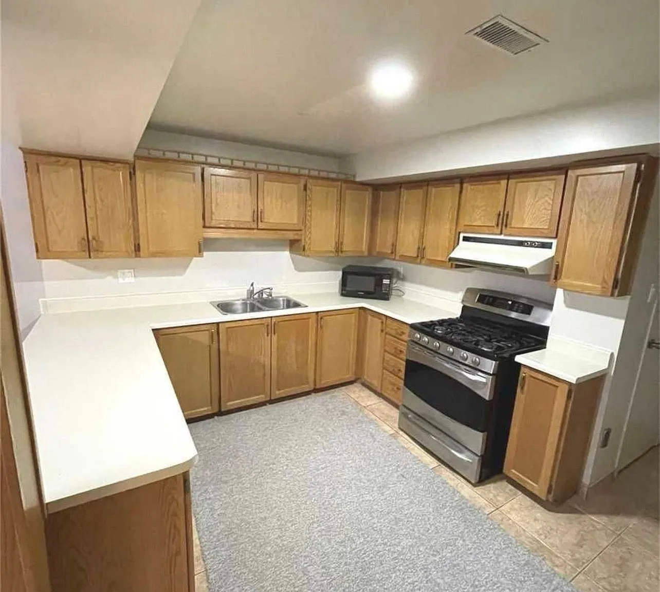 2 bed, $2,150 — Photo 3