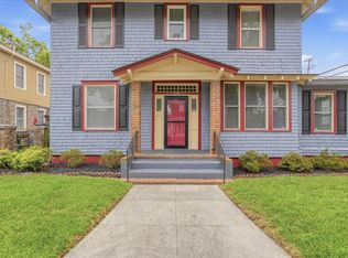 536 E 40th St, Savannah, GA 31401