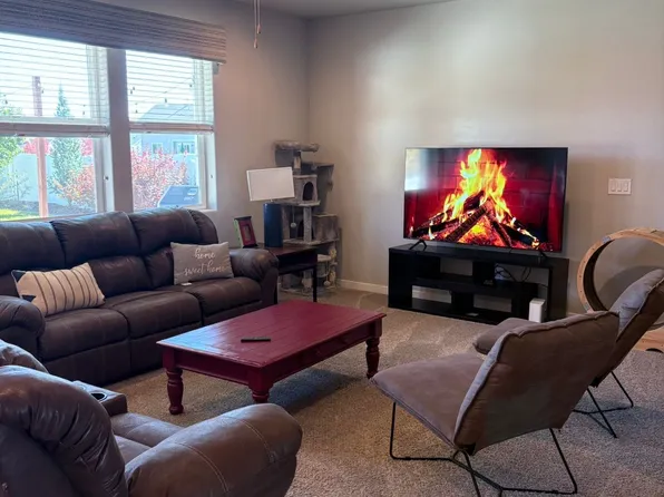 2302 Tabor St, Berthoud, CO 80513