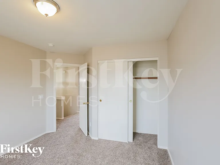 7963 W Marlette Ave — Photo 14