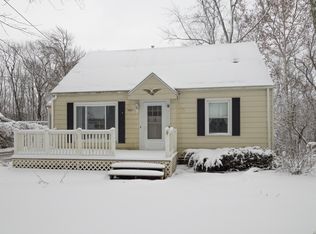 2821 Wellington Rd, Kalamazoo, MI 49008