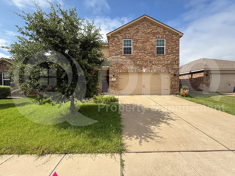 1623 White Mountain Way — Photo 1