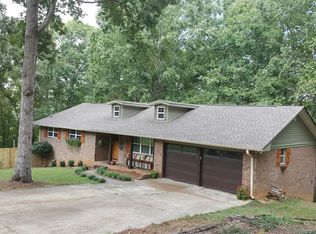 41 Parkwood Cir, Rome, GA 30161