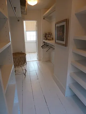 Rented by Sotheby's International Realty | media 18