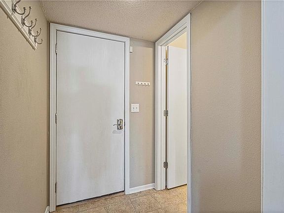 5th image of 4425 NE 83rd Ter