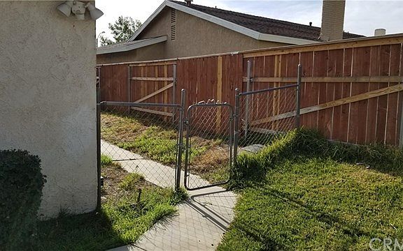 3rd image of 2730 W Irvington Ave