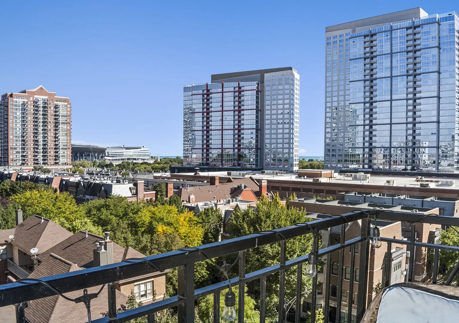 1 bed, 968 sqft, $3,200 — Photo 4