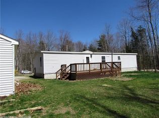 35 Eastern Terrace Ln, Topsham, ME 04086