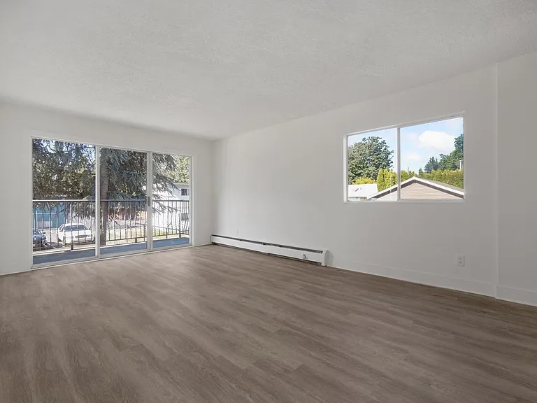 645 Townsite Rd — Photo 5