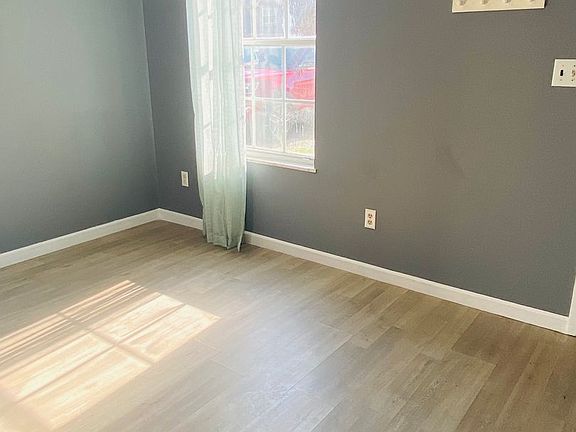 3rd image of 1010 Florence St #3