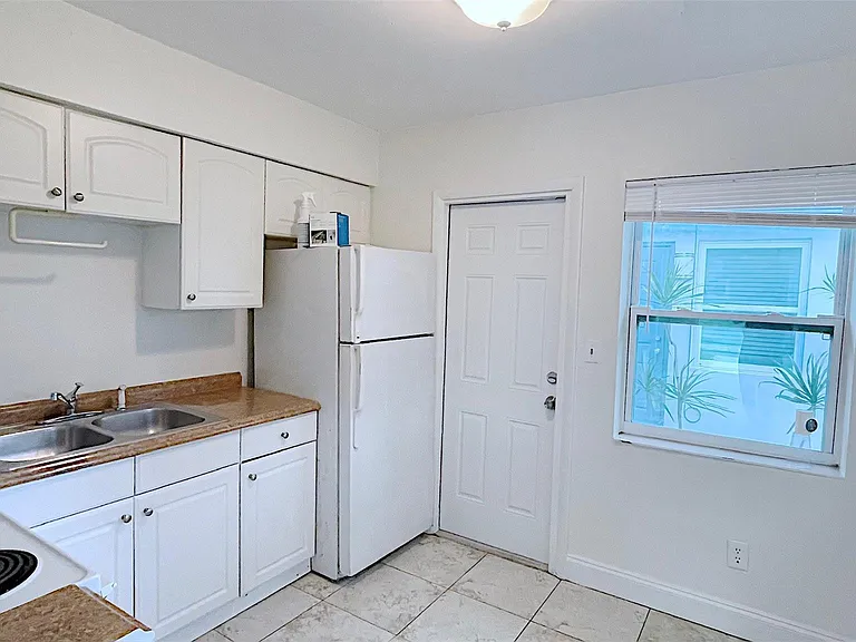 511 SE 2nd Ave S #SOUTH — Photo 12