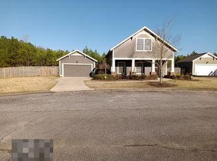 628 Enclave Ln, Calera, AL 35040