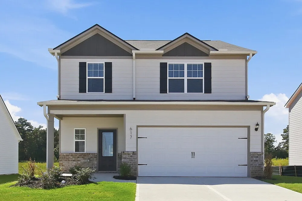4 bed, 2.5 bath, 1966 sqft, $2,243 — Photo 1
