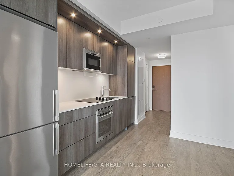 20 Inn On The Park Dr #1838 — Photo 10