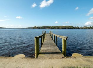 408 Front St, Crumpton, MD 21628