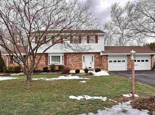2118 Sycamore Dr, Harrisburg, PA 17112